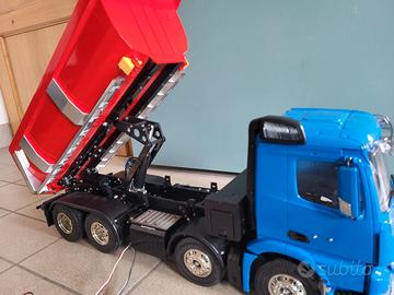 Camion tamiya mercedes arocs 4 assi