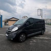 OPEL VIVARO 2011