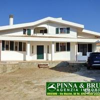 BAULADU - VILLA con grande giardino cortile