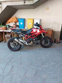Ducati Hypermotard 1100 s
