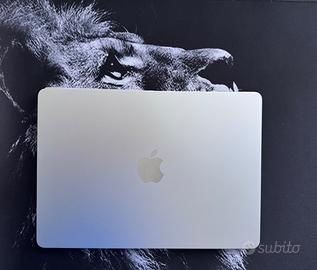 Apple MacBook Air M3 CARICATO 2 VOLTE CON GARANZIA