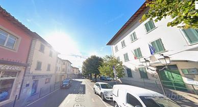 Quadrilocale a Regello con giardino privato