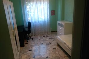 Camera da luglio 2026 a studentessa