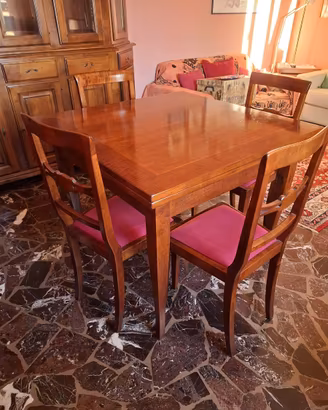 Tavolo allungabile + 6 sedie