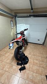 Beta 125 Motard 4t