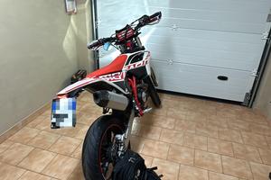 Beta 125 Motard 4t