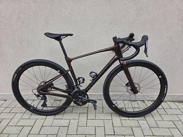 Bici Gravel Carbonio Giant Revolt