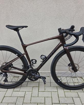 Bici Gravel Carbonio Giant Revolt