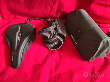 lotto accessori vari cicloturismo sportivo