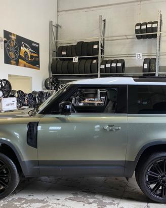 Cerchi NUOVI Land Rover Defender raggio 22 cod.748