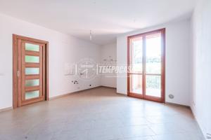 QUADRILOCALE SU DUE LIVELLI CON DOPPIO BAGNO E GAR