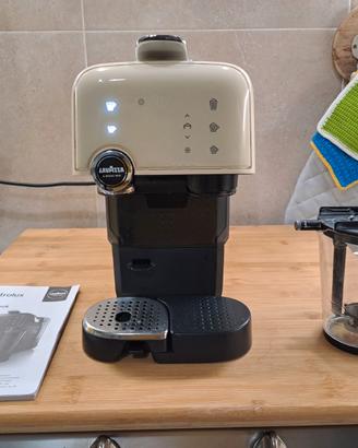Macchina caffe' Lavazza a Modo Mio
