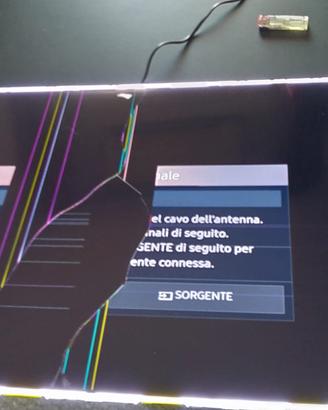 Samsung Smart TV 40 DVB T2 HEVC Main 10 ricambi