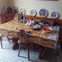 Tinello in Legno di Pino Russo