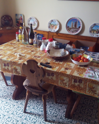 Tinello in Legno di Pino Russo
