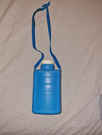 Borraccia e pila vintage