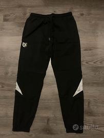 Pantaloni foot korner