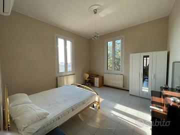 Quadrilocale arredato - no agenzia