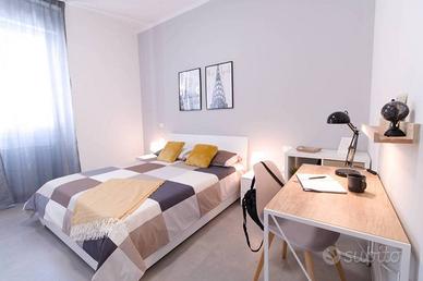 Stanza in appartamento di 100 m² a Brescia
