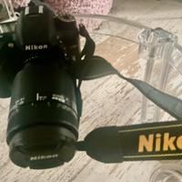 FOTOCAMERA +OBIETTIVO+BORSA nuova-NIKON