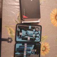 accessori kit manicure 