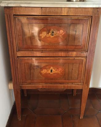 Comodini originali del 700
