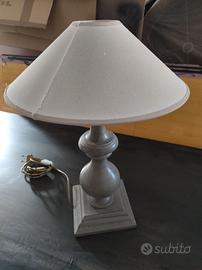 Lampada da tavolo shabby 