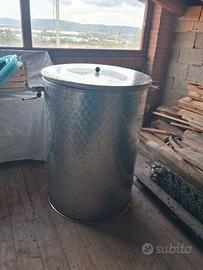 vasca in acciao per vino  400 litri a olio 