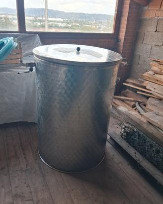 vasca in acciao per vino  400 litri a olio 