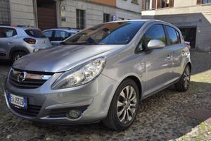 OPEL CORSA 1.2 BENZINA AUTOMATICA