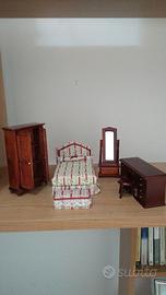 Oggetti per casa di bambole 