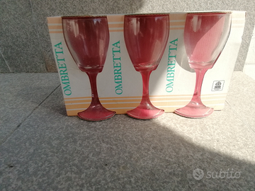 Calici vino nuovi, ancora inscatolati