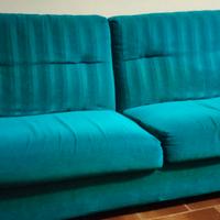 Divano con due poltrone 
