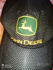 Cappello John Deere