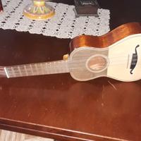 cavaquinho strumento simile al ukulele 