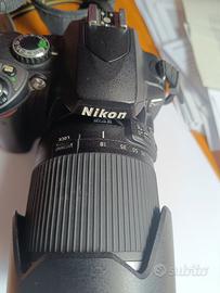 nikon d40 con obiettivo tamron 18-200mm. f/3.5-6.3