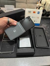 MOTOROLA RAZR 50 5G ( 8/256GB ) GARANZIA