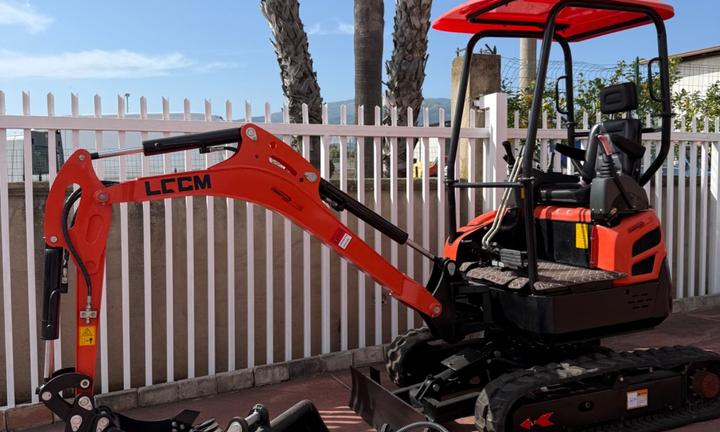 ESCAVATORE NUOVO LGCM 17 Q.li MOTORE KUBOTA