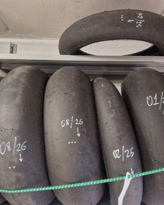 gomme pirelli 180/60 120/70 sc1