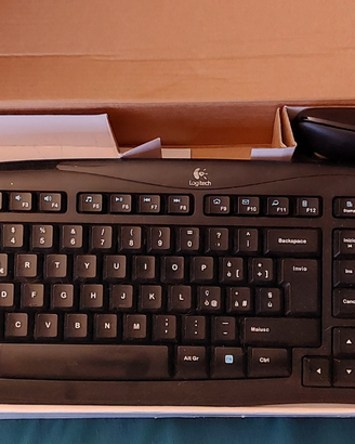 Tastiera + mouse Wireless Logitech MK250