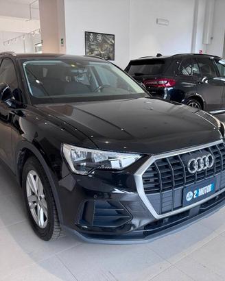 Audi Q3 35 2.0 tdi Business Advanced s-tronic
