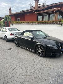 AUDI TT Roadster 2.0 TFSI S tronic