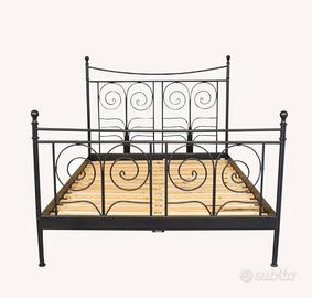 struttura letto matrimoniale con doghe