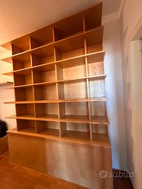 Libreria in legno massello