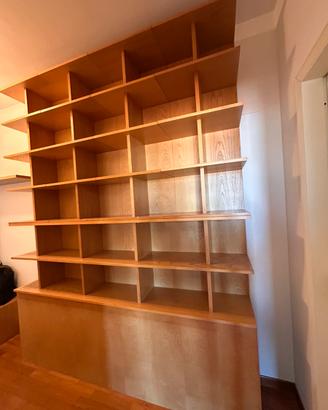 Libreria in legno massello