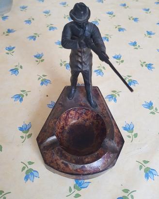 Posacenere cacciatore in bronzo alto 20cm
