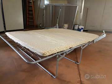Rete pieghevole da incasso per divano letto - Arredamento e Casalinghi In  vendita a Treviso
