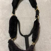 Capezza pelosa per cavalli