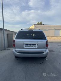 chrysler voyager