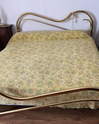 Letto in ottone